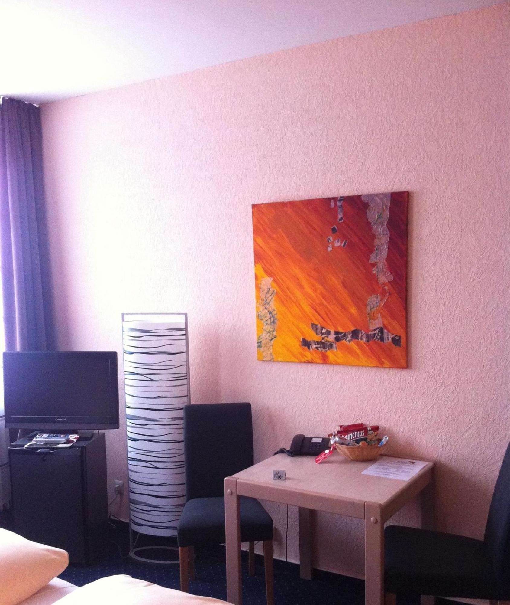 Hotel Stadt Hamburg Am Fluss Sarrebruck Extérieur photo