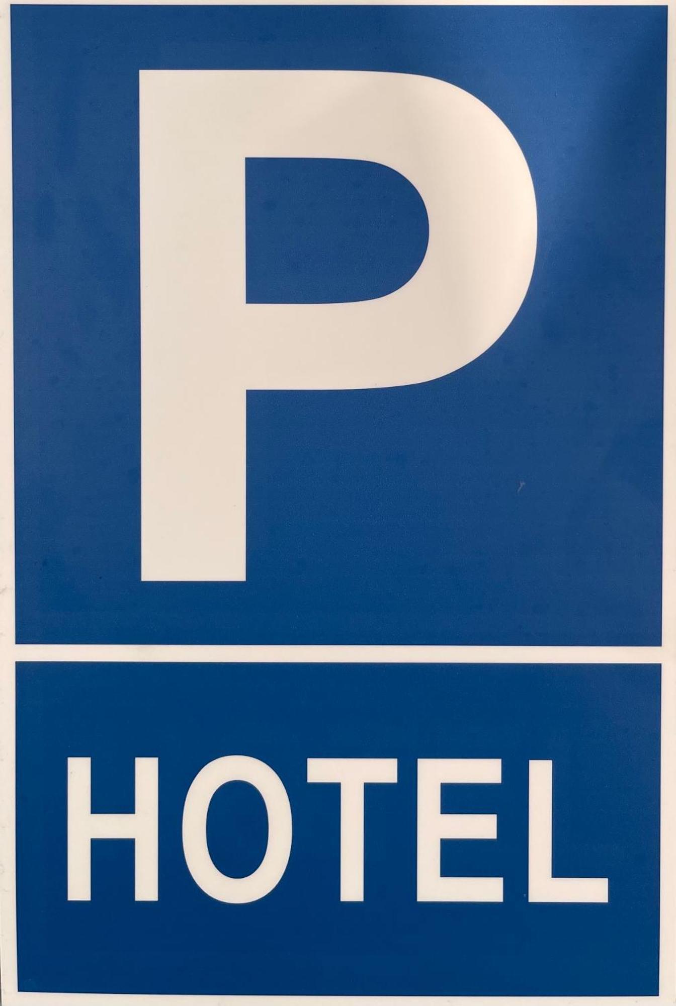 Hotel Stadt Hamburg Am Fluss Sarrebruck Extérieur photo